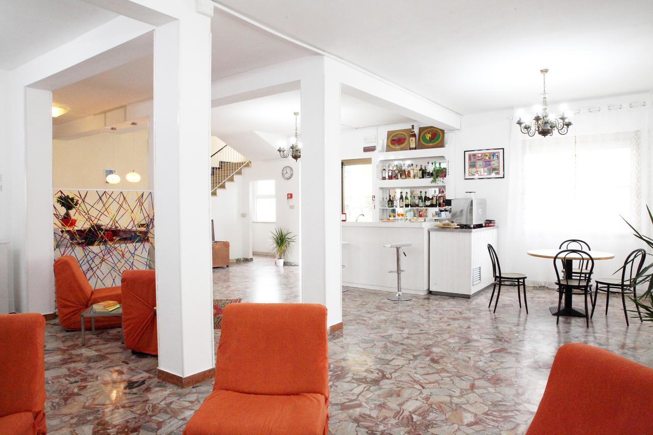 Hotel Lagomaggio Rimini Bagian luar foto