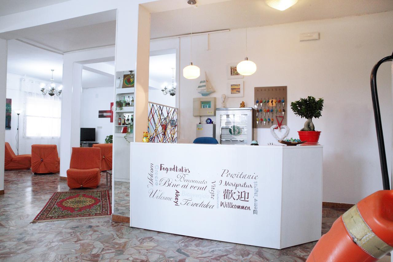 Hotel Lagomaggio Rimini Bagian luar foto