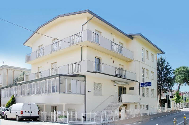 Hotel Lagomaggio Rimini Bagian luar foto